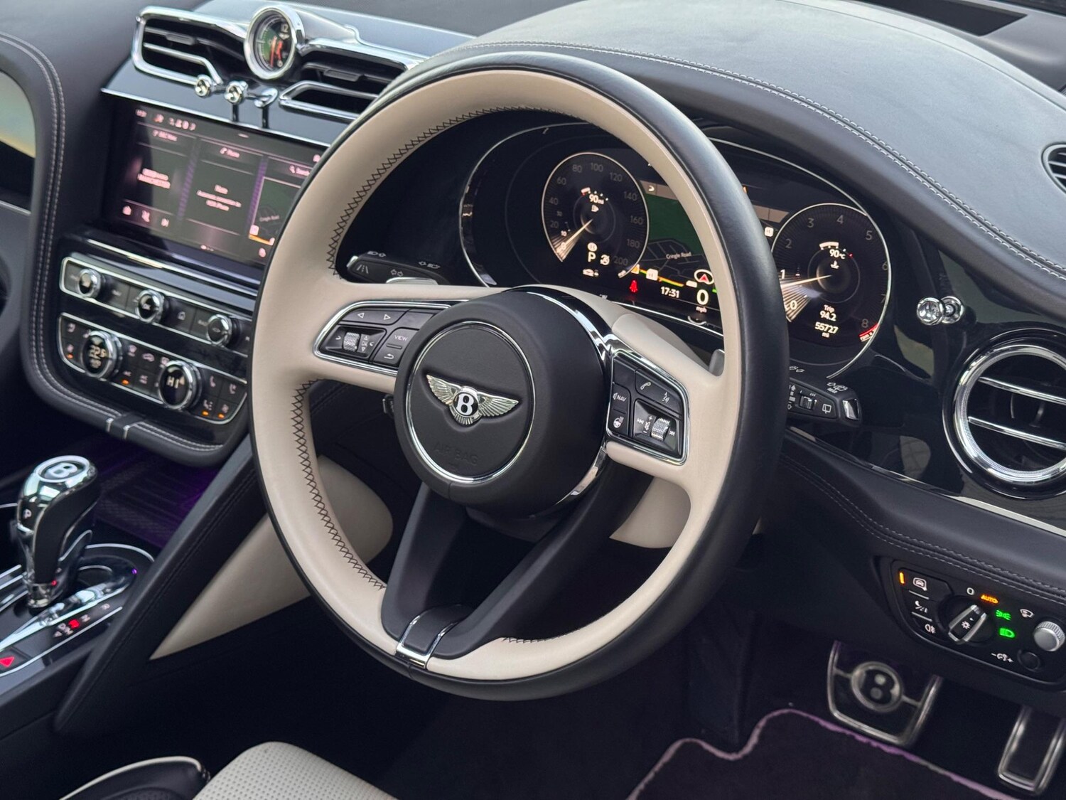 Used Bentley Bentayga 2020 for sale - 76562032: Photo 52