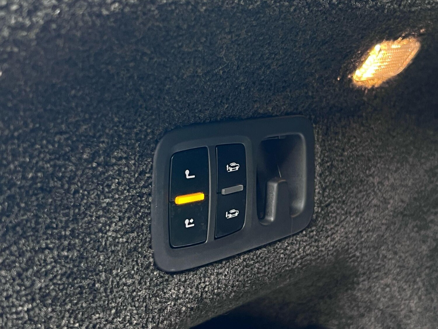 Used Bentley Bentayga 2022 for sale - 76562317: Photo 37