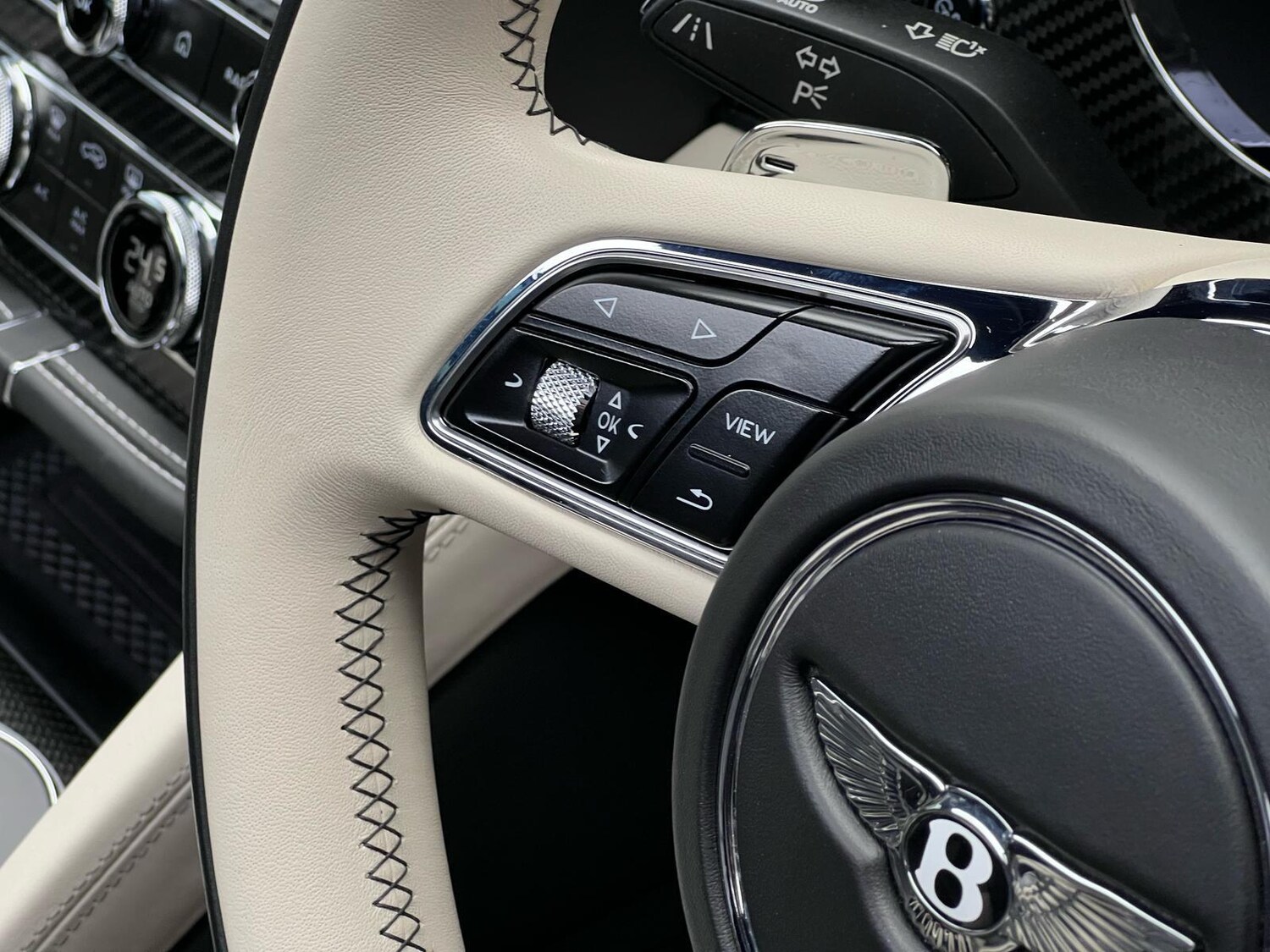 Used Bentley Bentayga 2022 for sale - 76562317: Photo 43