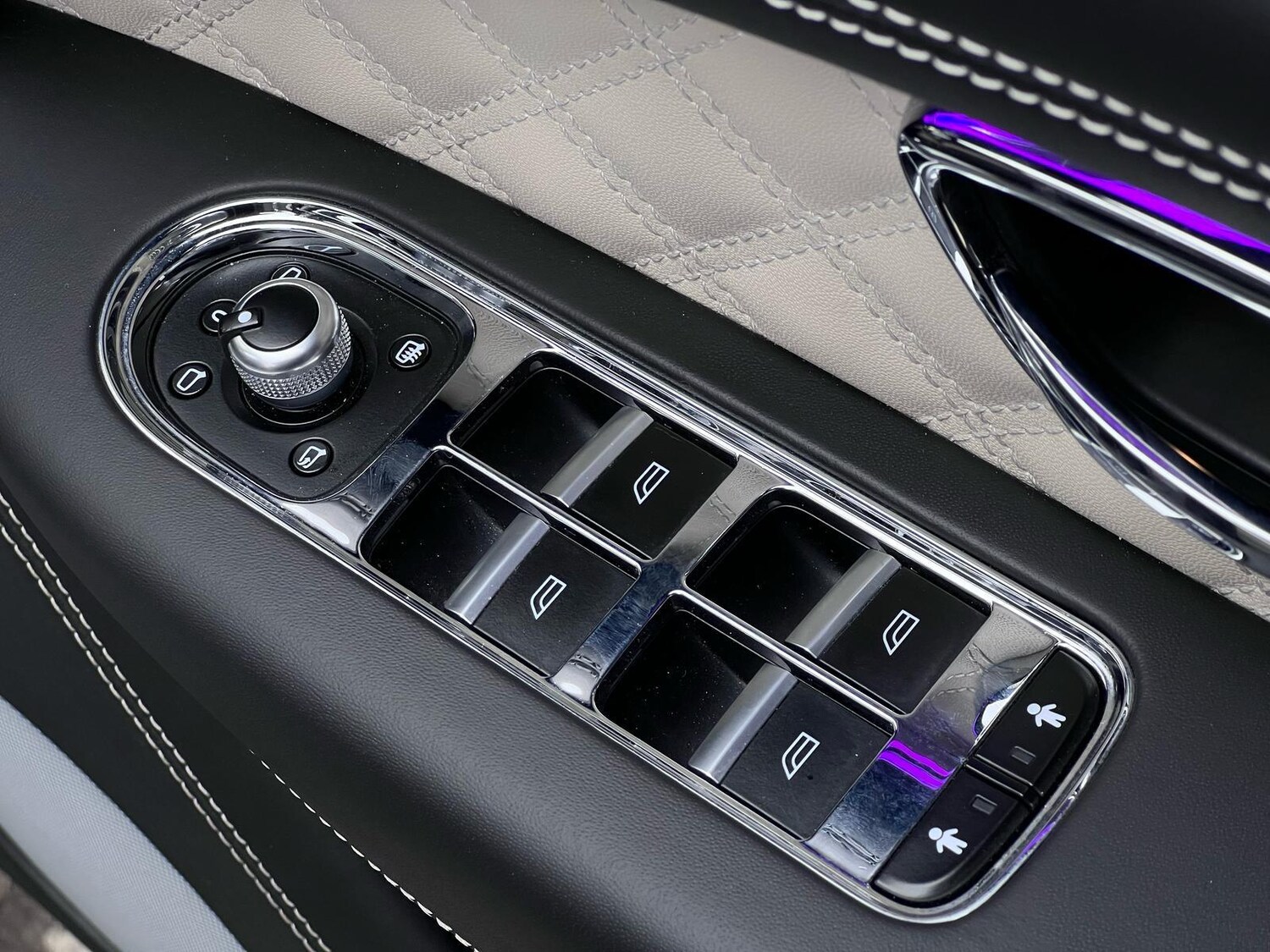 Used Bentley Bentayga 2022 for sale - 76562317: Photo 46