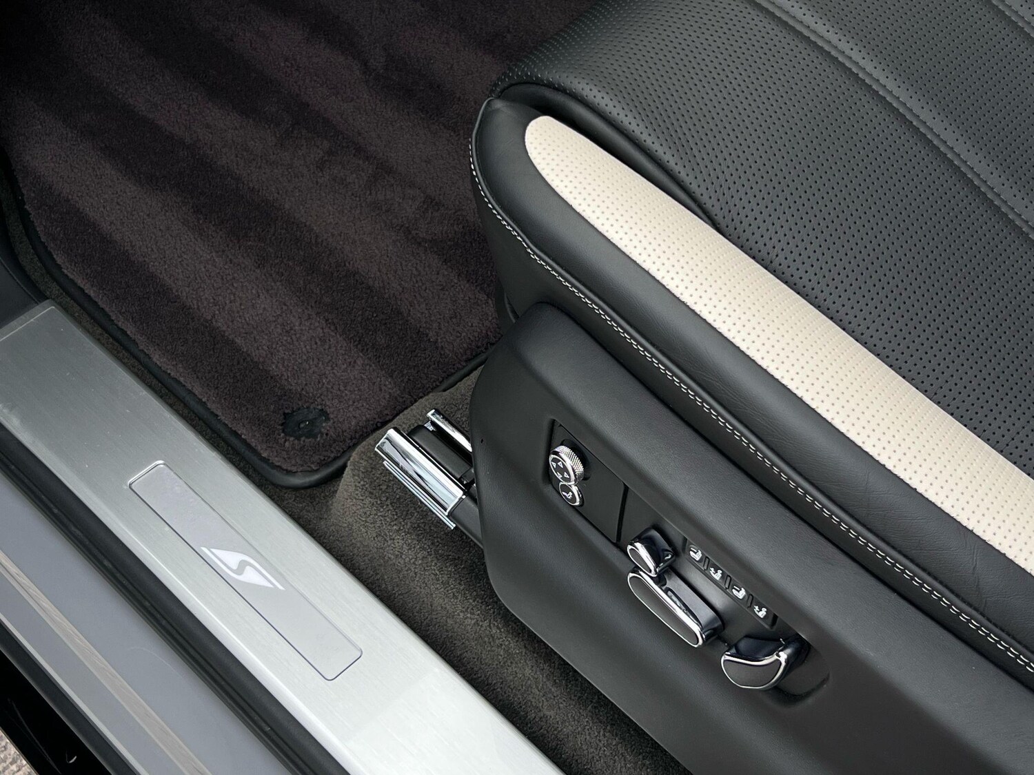 Used Bentley Bentayga 2022 for sale - 76562317: Photo 50