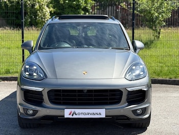 Used Porsche Cayenne 2017 for sale - 78763487: Photo