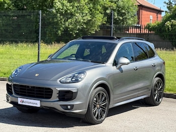 Used Porsche Cayenne 2017 for sale - 78763487: Photo