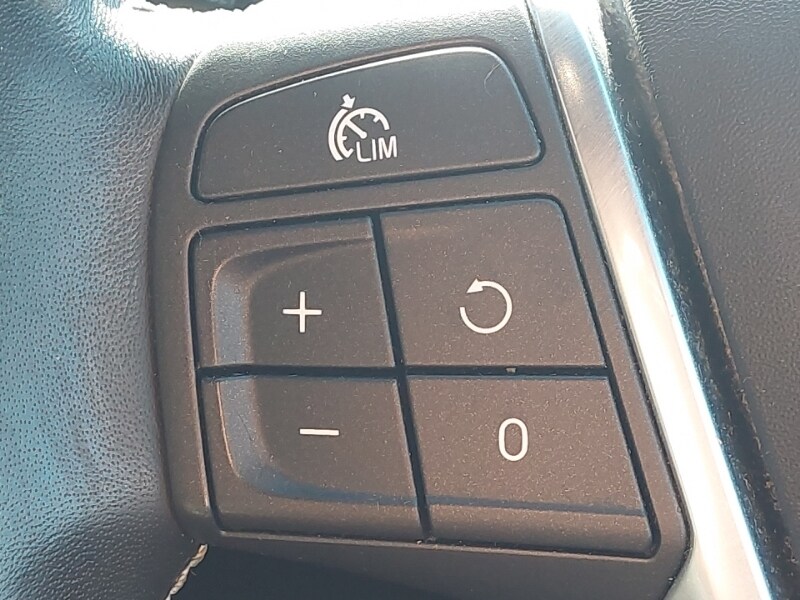 Used Volvo V40 2018 for sale - 78151268: Photo 12