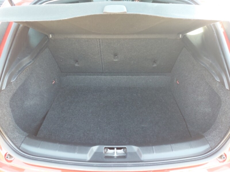 Used Volvo V40 2018 for sale - 78151268: Photo 8