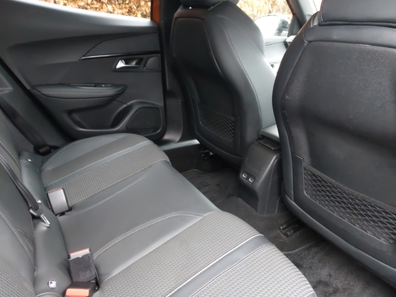 Used Peugeot 2008 2022 for sale - 76696129: Photo 13