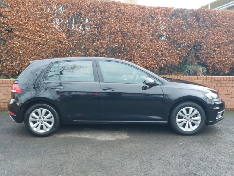 Used Volkswagen Golf 2017 for sale - 76983045: Photo 12