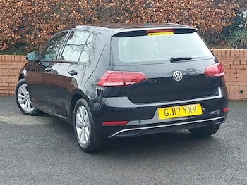 Used Volkswagen Golf 2017 for sale - 76983045: Photo
