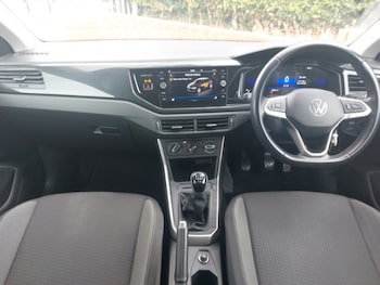 Used Volkswagen Polo 2024 for sale - 79298605: Photo