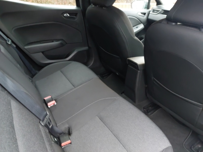 Used Renault Clio 2021 for sale - 77293836: Photo 13