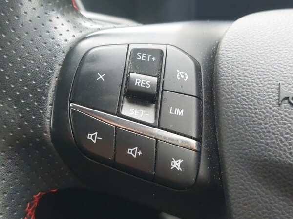 Used Ford Kuga 2022 for sale - 76250831: Photo 19