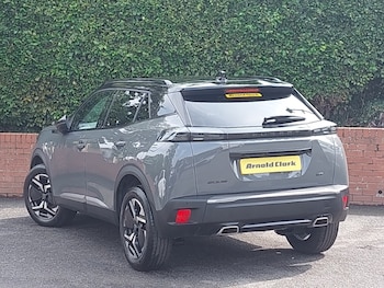 Used Peugeot 2008 2024 for sale - 75612593: Photo