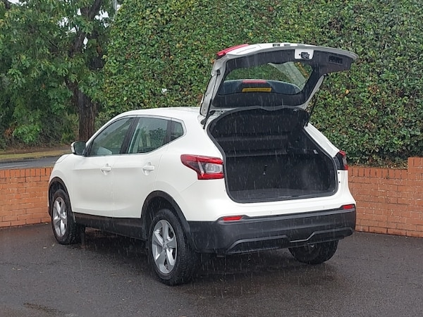 Used Nissan Qashqai 2018 for sale - 75976834: Photo 18
