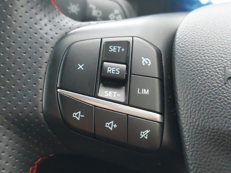 Used Ford Kuga 2022 for sale - 76579628: Photo 19