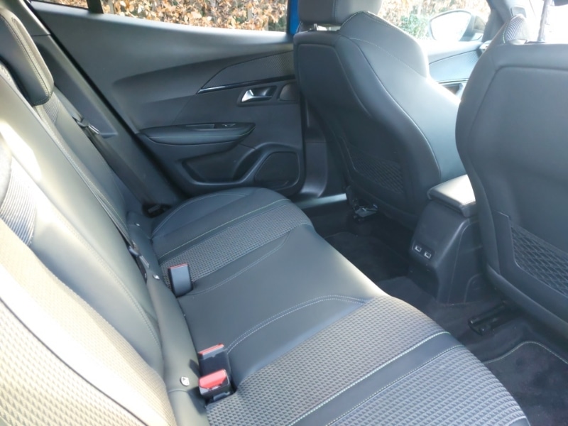 Used Peugeot 2008 2022 for sale - 77234773: Photo 13