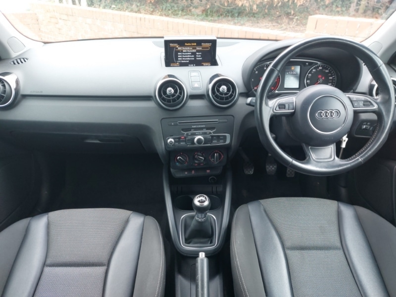 Used Audi A1 2017 for sale - 77974862: Photo 2