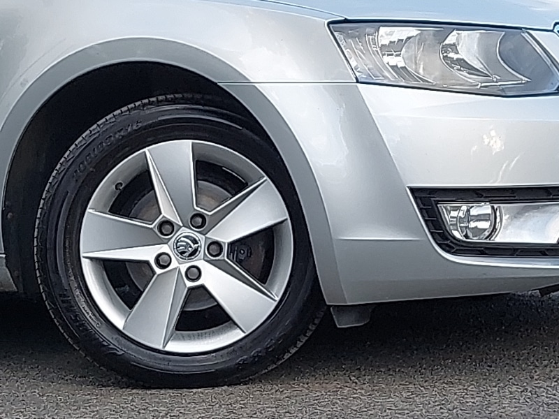 Used Skoda Octavia 2015 for sale - 77265043: Photo 9