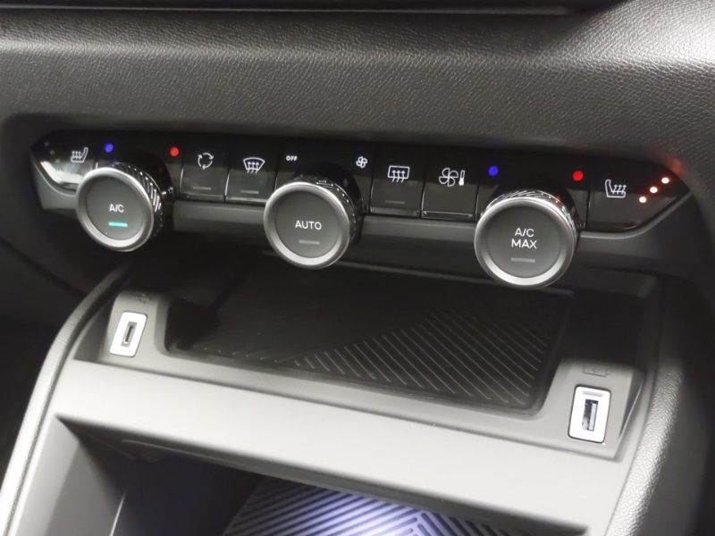 Used Citroen C4 2025 for sale - 76579610: Photo 15