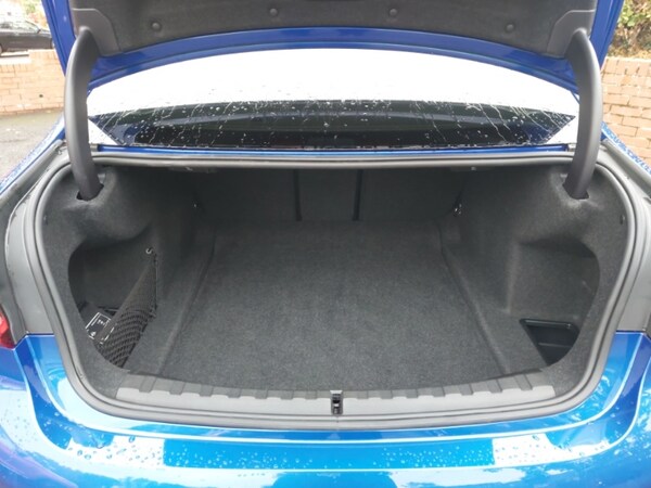Used BMW 3 Series 2024 for sale - 76145604: Photo 8