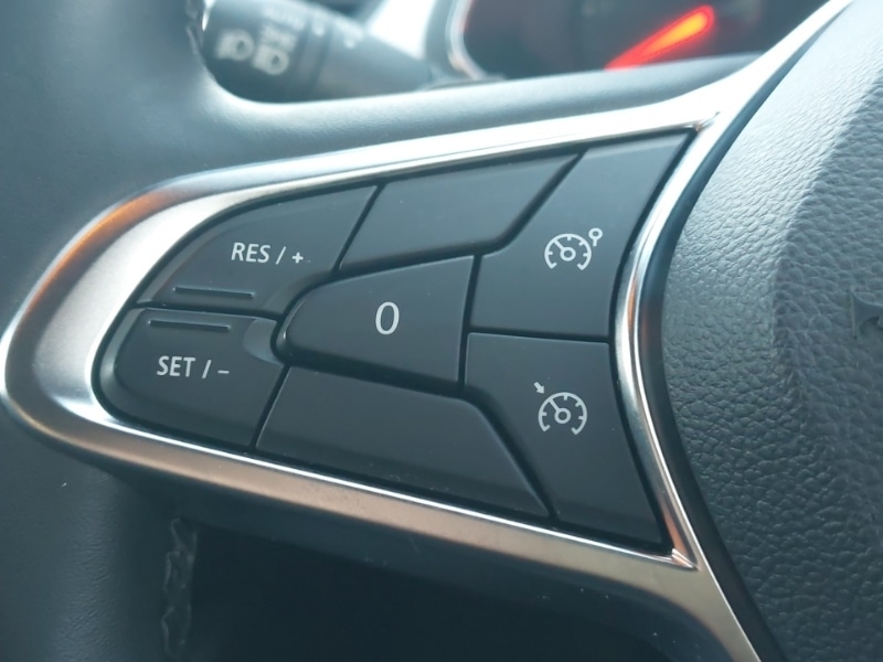 Used Renault Captur 2021 for sale - 76736938: Photo 19