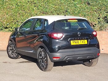 Used Renault Captur 2018 for sale - 75837389: Photo