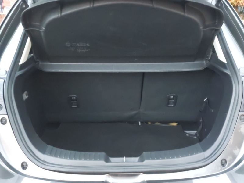 Used Mazda Mazda2 2021 for sale - 76502447: Photo 8