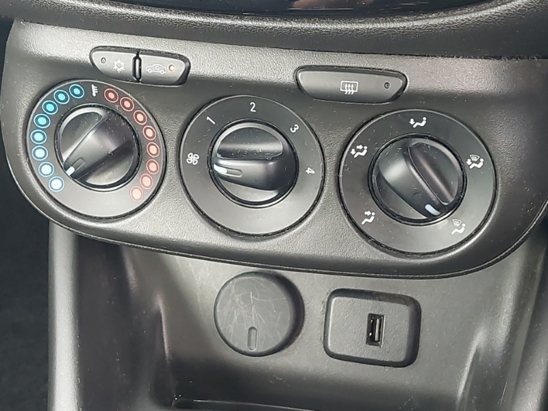 Used Vauxhall Corsa 2018 for sale - 78202759: Photo 11