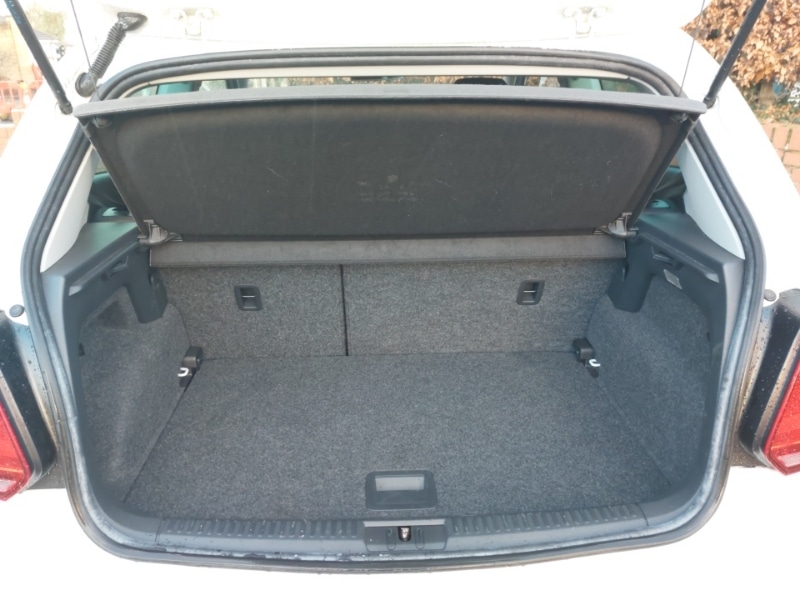 Used Volkswagen Polo 2016 for sale - 76741746: Photo 8