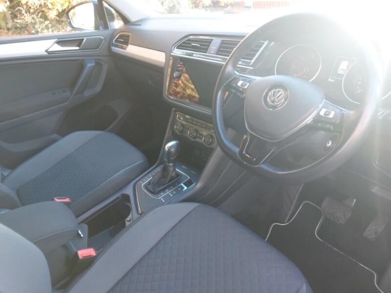 Used Volkswagen Tiguan 2017 for sale - 76464945: Photo 14