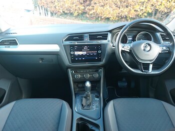 Used Volkswagen Tiguan 2017 for sale - 76464945: Photo