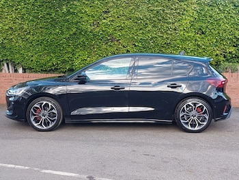 Used Ford Focus 2023 for sale - 78559601: Photo