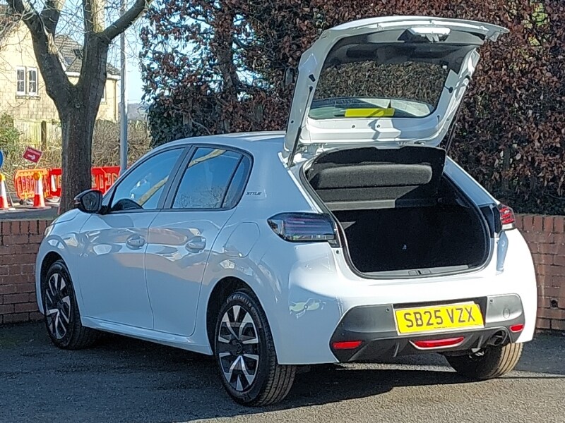 Used Peugeot 208 2025 for sale - 77585056: Photo 18