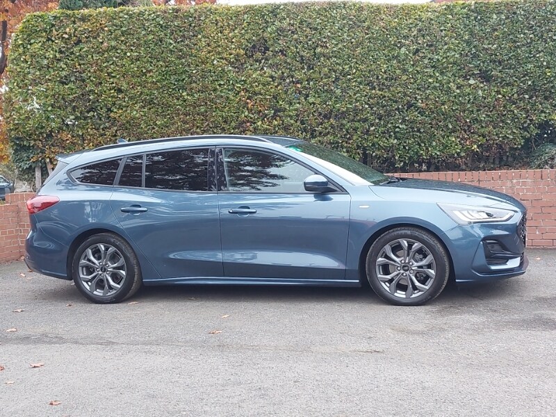 Used Ford Focus 2023 for sale - 76275543: Photo 16