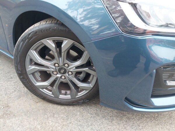 Used Ford Focus 2023 for sale - 76275543: Photo 9