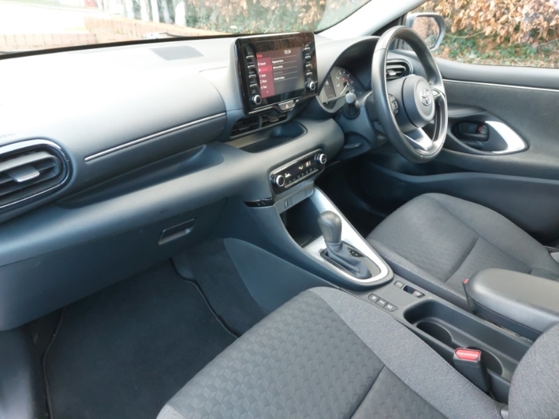 Used Toyota Yaris 2020 for sale - 77189902: Photo 5