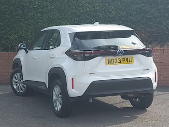 Used Toyota Yaris Cross 2023 for sale - 79597996: Photo