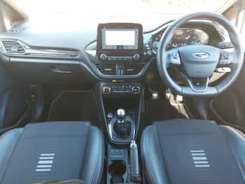 Used Ford Fiesta 2018 for sale - 79813200: Photo