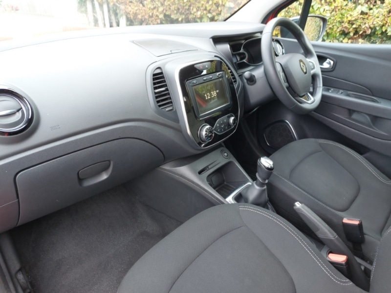 Used Renault Captur 2019 for sale - 76365701: Photo 5