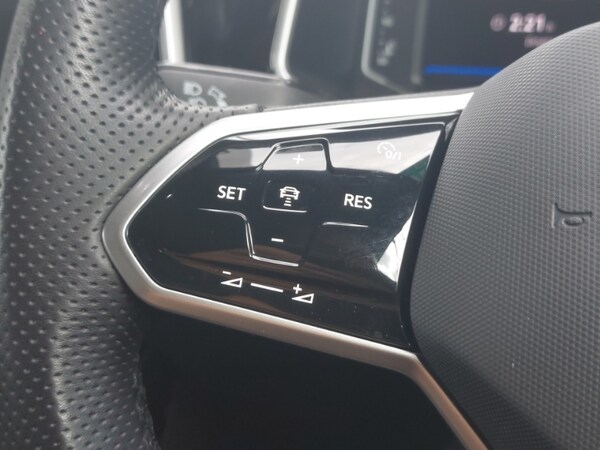 Used Volkswagen T-Roc 2022 for sale - 76058723: Photo 19