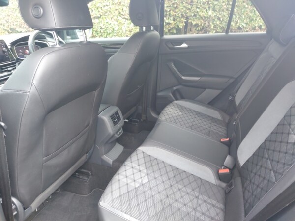 Used Volkswagen T-Roc 2022 for sale - 76058723: Photo 6