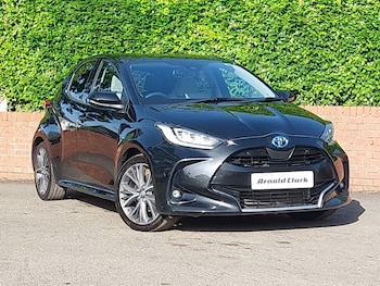 Used Toyota Yaris 2022 for sale - 78703991: Photo