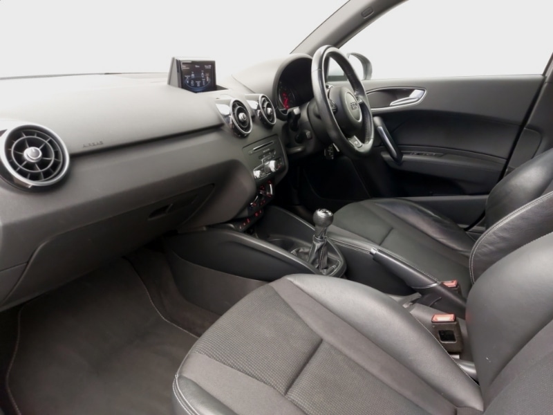 Used Audi A1 2018 for sale - 76707803: Photo 5