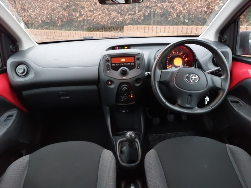 Used Toyota AYGO 2017 for sale - 77419361: Photo 2