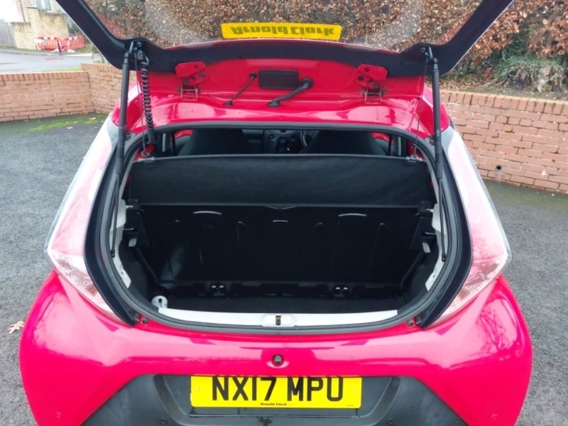 Used Toyota AYGO 2017 for sale - 77419361: Photo 8