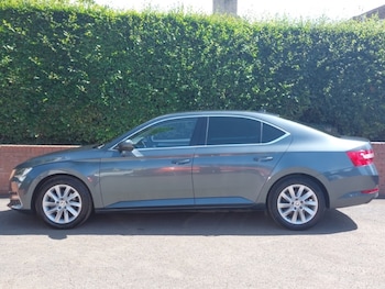 Used Skoda Superb 2021 for sale - 75442101: Photo