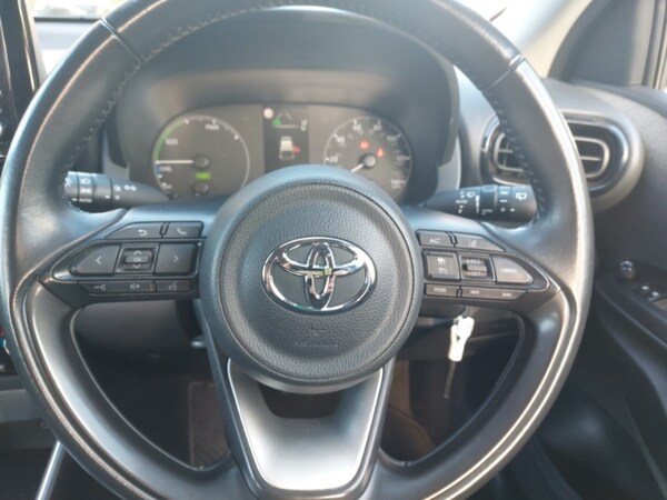 Used Toyota Yaris 2021 for sale - 76221400: Photo 11