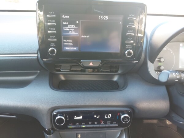 Used Toyota Yaris 2021 for sale - 76221400: Photo 7
