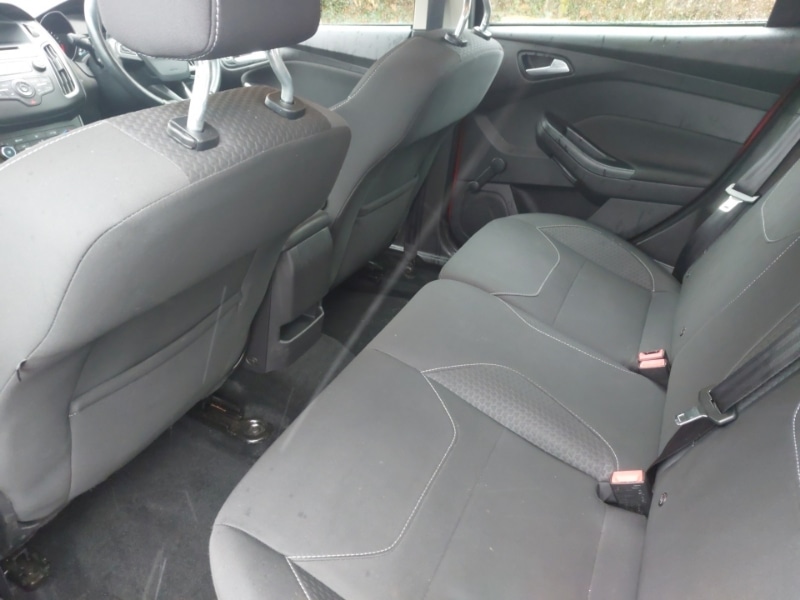 Used Ford Focus 2015 for sale - 78006115: Photo 6