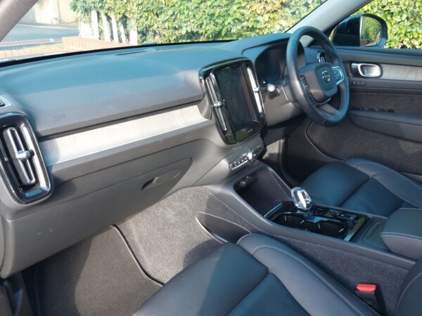 Used Volvo XC40 2024 for sale - 75738032: Photo 5