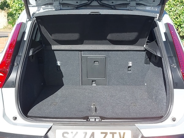 Used Volvo XC40 2024 for sale - 75738032: Photo 8